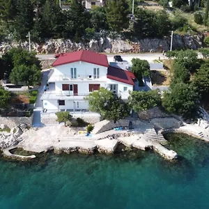 Mila Apartament Starigrad Paklenica